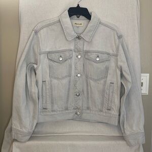 NWOT Madewell The Trucker Crop Jean Jacket in Glenrich Wash Size Medium